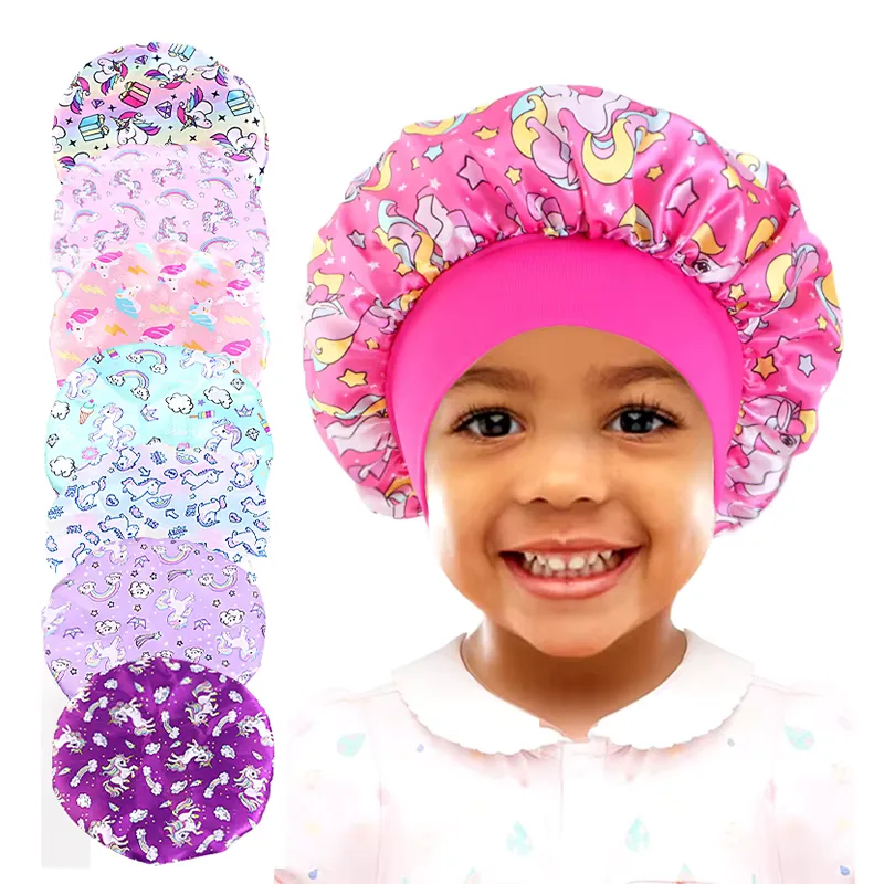 bonnet en satin pour bébé
