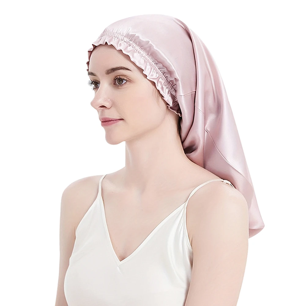 Seidenhaube Für Lange Haare – rosa Seidenhaube, Dreiviertelansicht getragen