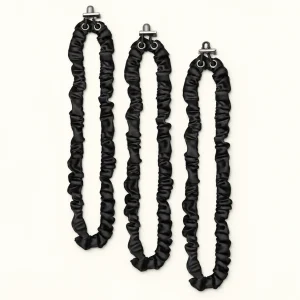 Verstellbare schwarze Satin-Haarschnüre im 3er-Set – vollständige Produktansicht
